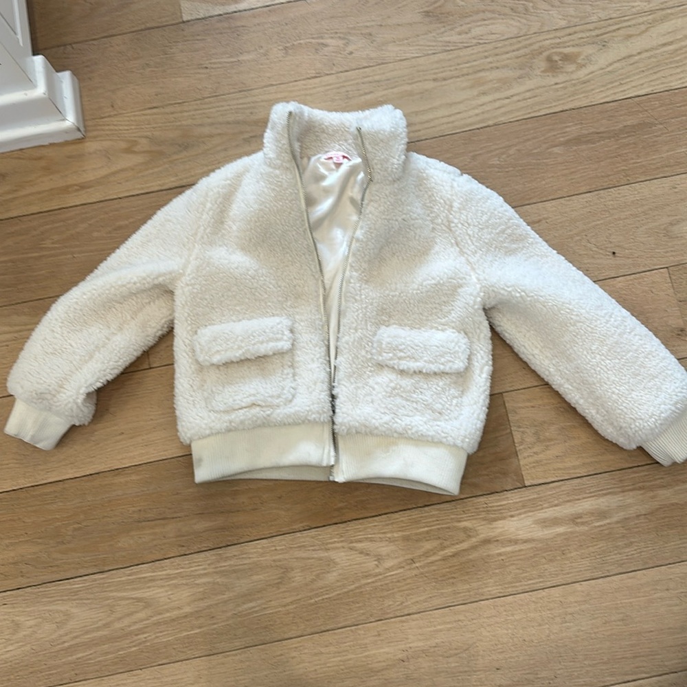 Girls faux fur Design History cream size M jacket.